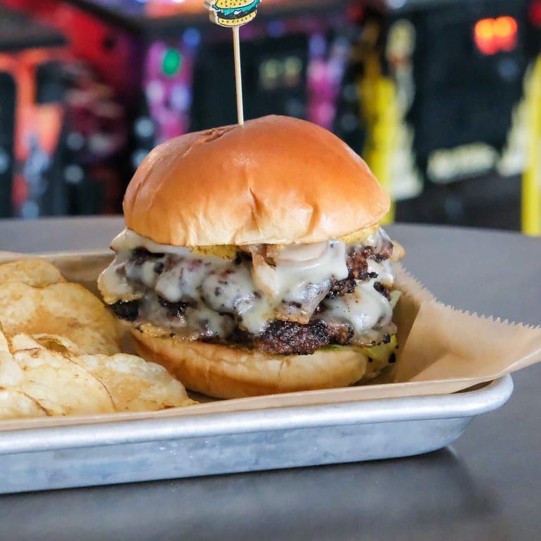 Crunchy Onion Rings: A Perfect Side for Burgers